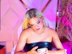 Amateur Live Sex Cam of ElodyPersy69