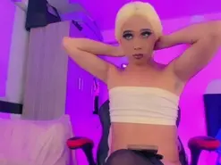 Amateur Best Webcam of hellen_moons