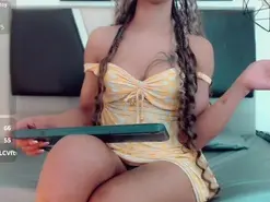 Amateur Best live sex cam show of HilaryRodriguez