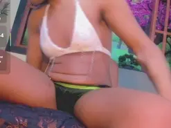 Amateur Live Porn of bayolet