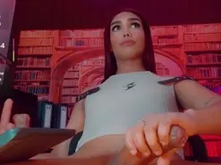 Amateur Sex Chat of emeli_roushot