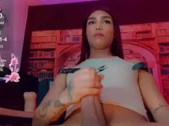 Amateur Live Sex Cam of emeli_roushot