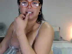 Amateur Live Sex of latinaflower_ts
