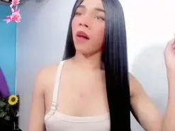 Amateur Live Sex of alejandra_motta