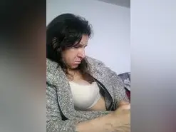 Amateur Sex Cam of Gatubelu_75