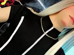 Amateur Live Porn of moon_sweet-
