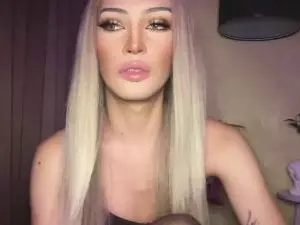 Cam4 Live Sex Cam of scarletwhitex