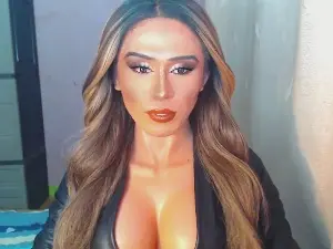 Cam4 Nude Webcam of lustyscarlette