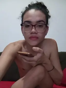 Cam4 Live Porn of Transputinha83
