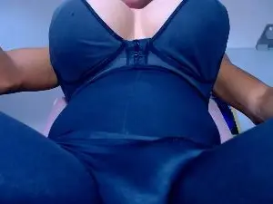 Cam4 Adult Webcams of paula_bigcock