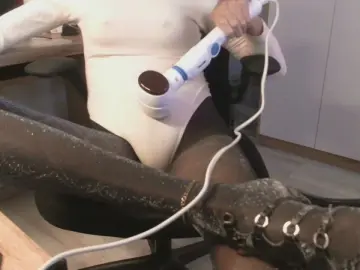 Cam4 Private Sex Chat of lindatrav11