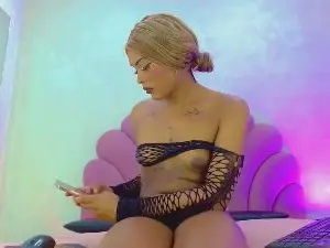 Cam4 Live Sex of latina_megan