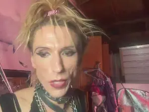 Cam4 Sex Cam of TGirlBraT