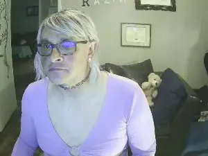 Cam4 Adult Webcam of Emilyrides