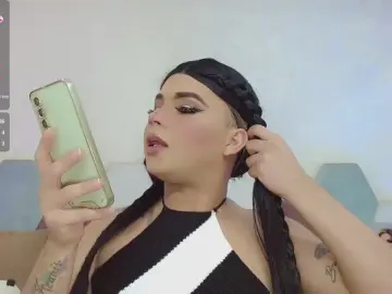 Cam4 Live Porn of miss_adriana43