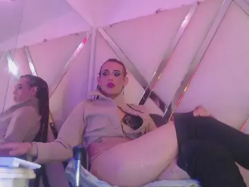 Cam4 Adult Video Chat of StefyFerrer