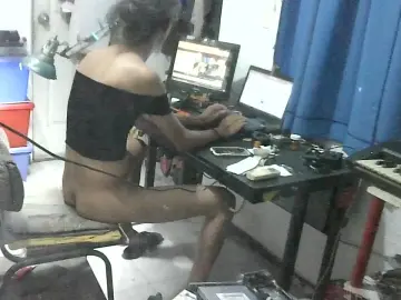 Cam4 Best Webcam of rox_trave