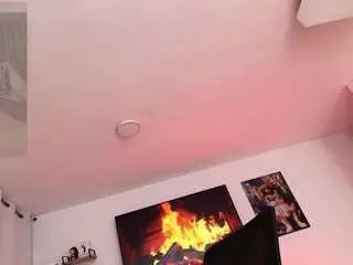 Camsoda Watch Live Sex Cams of girl-hotbicth