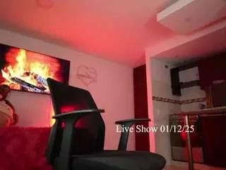 Camsoda Sex Cam of girl-hotbicth