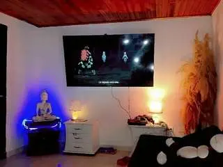 Camsoda Free Live Porn of cute-estefany