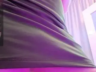 Camsoda Sex Cam of salomefoxx