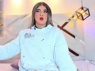 Camsoda Free Live Porn of camirouxx