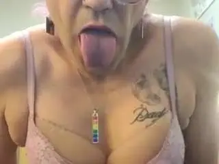 Camsoda Adult Webcams of sapphicfootslut