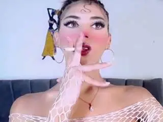 Camsoda Adult Video Chat of cristaal-doll