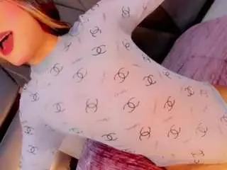 Camsoda Watch Live Sex Cams of veronicarosee