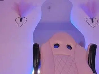 Camsoda Watch Live Sex Cams of mia-royal