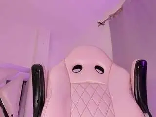 Camsoda Live Sex Cam of mia-royal