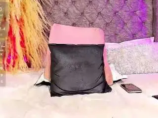 Camsoda Adult Webcams of susanamenashe