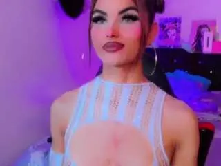 Camsoda Live Sex Cam of chloe-hot-xxx