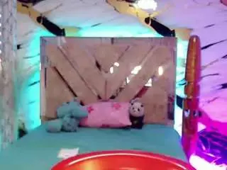 Camsoda Watch Live Sex Cams of miss-adriana