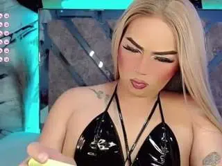 Camsoda Adult Video Chat of miss-adriana