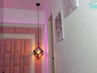 Camsoda Free Porn Cam of scarletcherry18