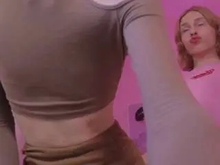 Camsoda Adult Webcam of madi-snow