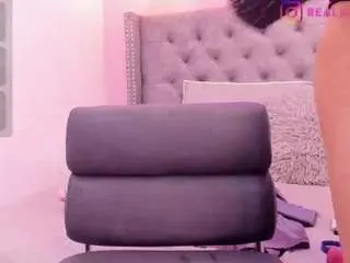 Camsoda Watch Live Sex Cams of cattleya-exposito