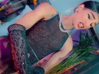 Camsoda Live Sex Cam of isabellalatingirs