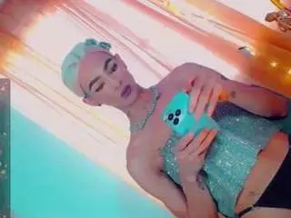 Camsoda Nude Webcam of isabellalatingirs