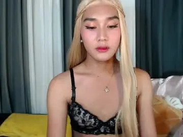 Chaturbate Nude Webcam of ellats_18
