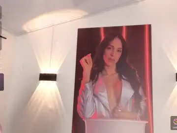 Chaturbate Live Sex Cam of vittoria_lombardi07