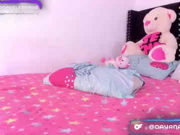 Chaturbate Best live sex cam show of dayanavelez