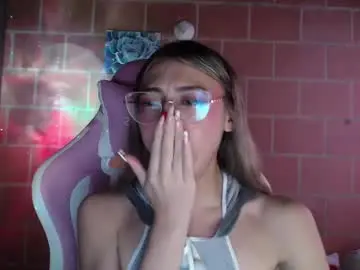 Chaturbate Adult Webcam of andrea_camila