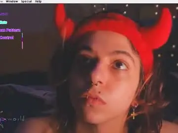 Chaturbate Live Sex Cam of kuntboyzworld