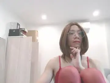 Chaturbate Free Porn Cam of crossdresseranna