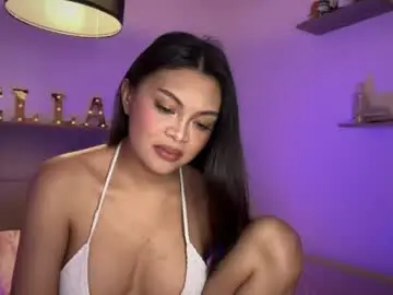 Chaturbate Sex Cam of fuckalicious_ella