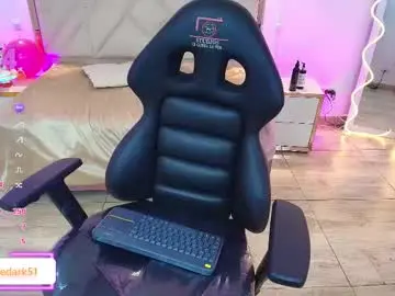 Chaturbate Live Sex Cam of shinedark_tay