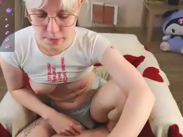 Chaturbate Adult Video Chat of t_blonde