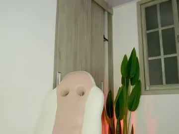 Chaturbate Nude Webcam of vanessa_novvoa